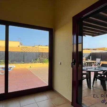 Feriehus El Rincon De Langy *